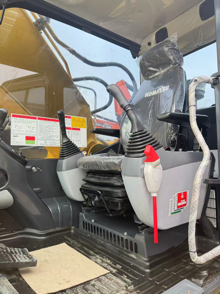 KOMATSU PC210 - Багер гасеничар: слика 4 KOMATSU PC210 - Багер гасеничар: слика 4