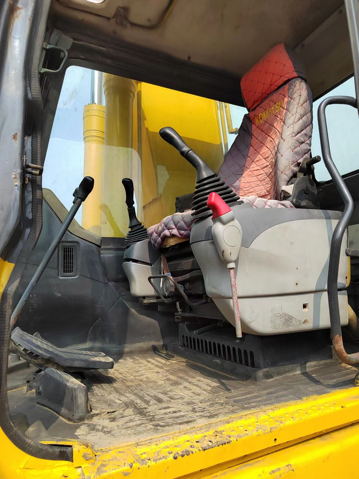 KOMATSU PC220-7 PC200-7 - Багер гасеничар: слика 4 KOMATSU PC220-7 PC200-7 - Багер гасеничар: слика 4