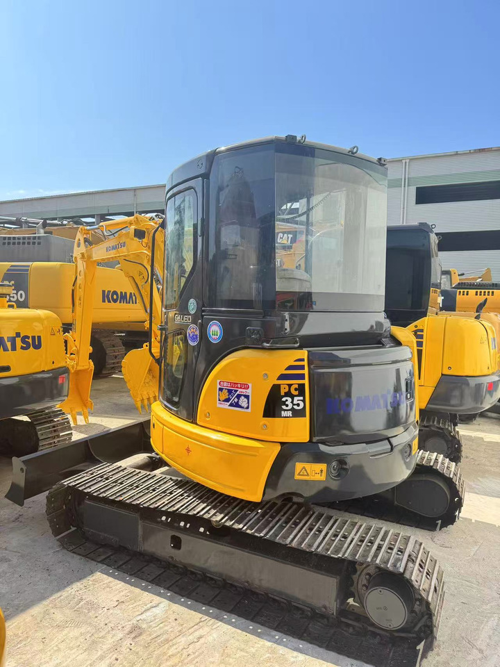 KOMATSU PC35 PC40 PC50 PC55 P60 - Мини багер: слика 2 KOMATSU PC35 PC40 PC50 PC55 P60 - Мини багер: слика 2