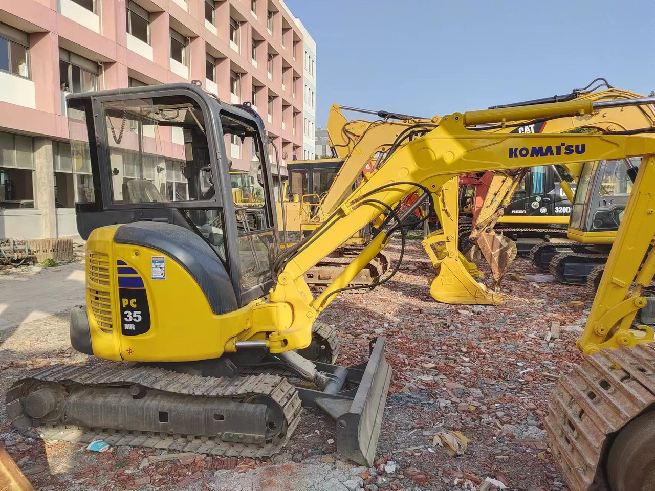 KOMATSU PC35MR - Мини багер: слика 3 KOMATSU PC35MR - Мини багер: слика 3