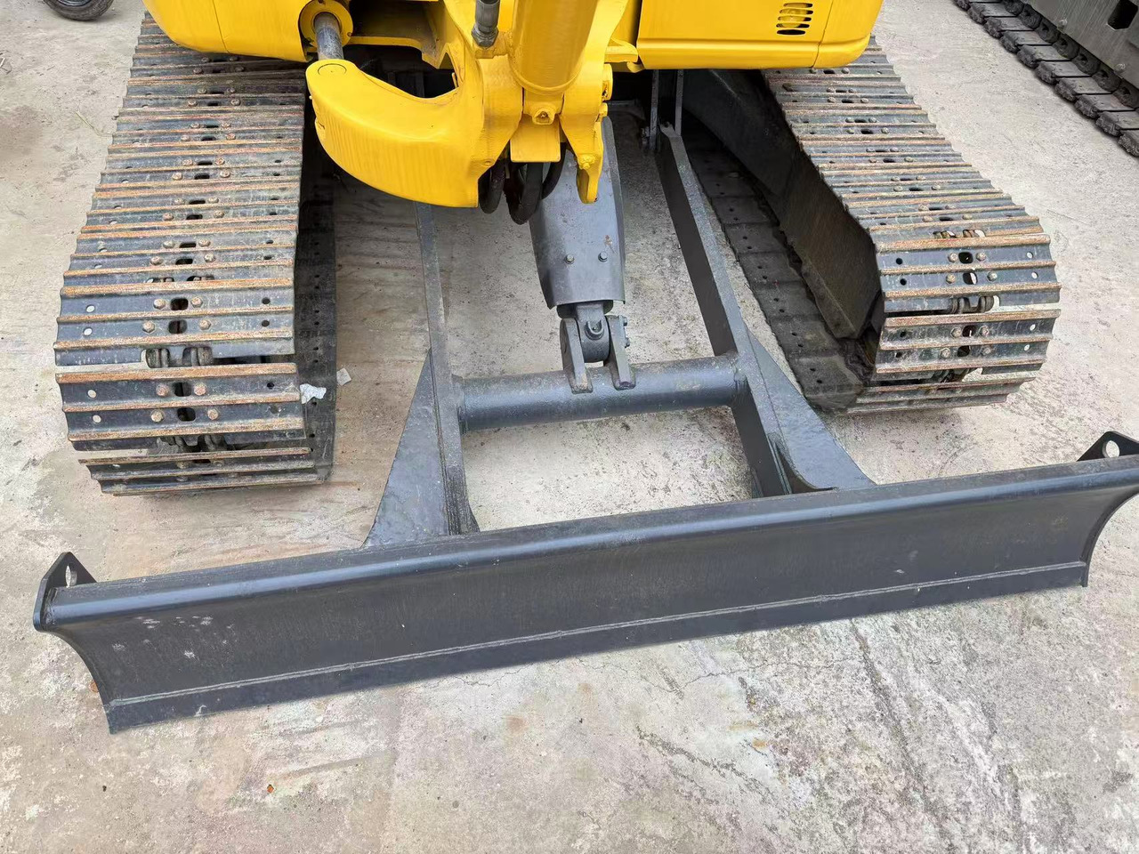 KOMATSU PC35MR PC40 PC45 PC50 PC55 PC60 - Мини багер: слика 2 KOMATSU PC35MR PC40 PC45 PC50 PC55 PC60 - Мини багер: слика 2