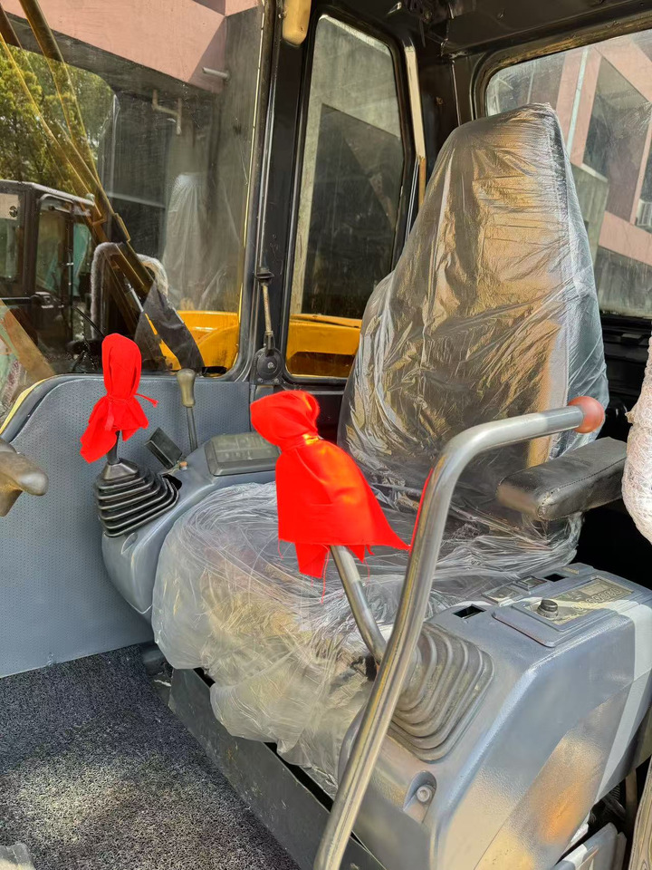 KOMATSU PC60-7 - Мини багер: слика 4 KOMATSU PC60-7 - Мини багер: слика 4