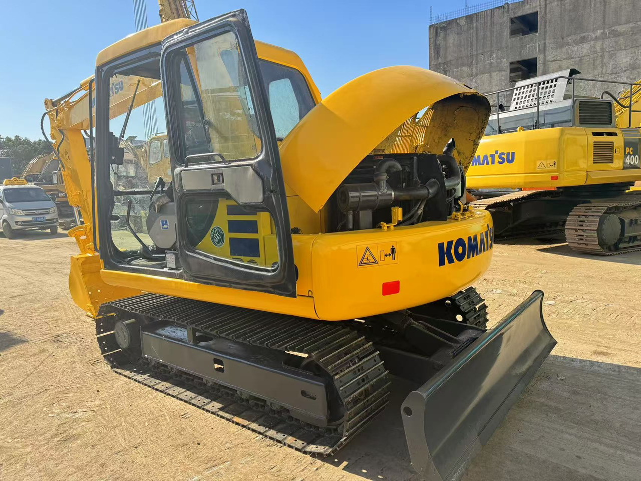 KOMATSU PC60-7 - Багер гасеничар: слика 2 KOMATSU PC60-7 - Багер гасеничар: слика 2