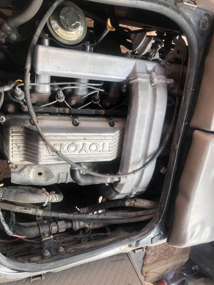 TOYOTA 1HZ DIESEL - Мотор за Приградски автобус: слика 2 TOYOTA 1HZ DIESEL - Мотор за Приградски автобус: слика 2