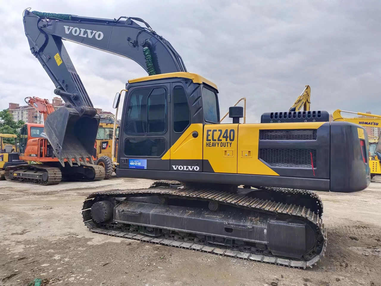 VOLVO EC240 - Багер гасеничар: слика 1 VOLVO EC240 - Багер гасеничар: слика 1