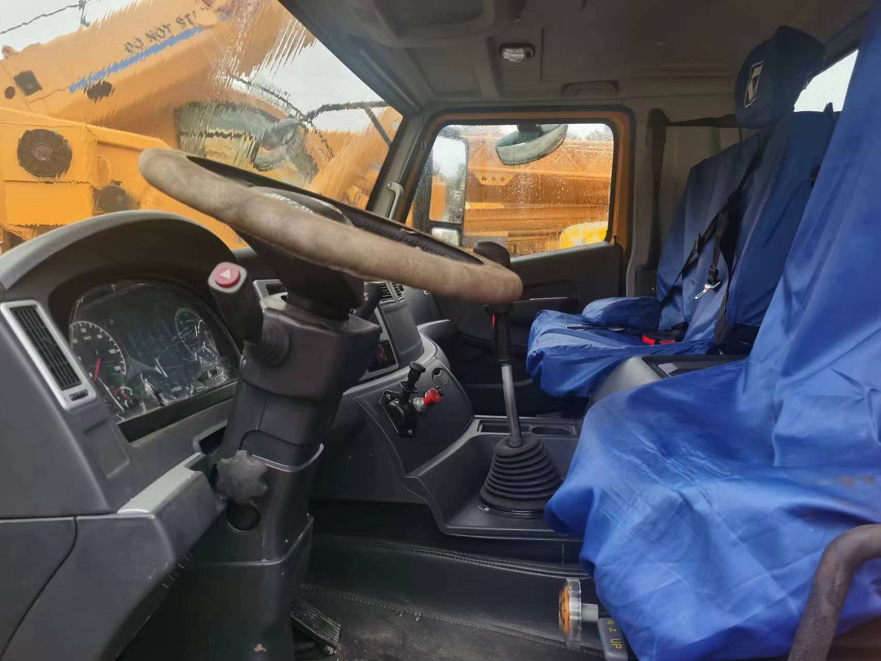 XCMG QY70K - Мобилен кран: слика 3 XCMG QY70K - Мобилен кран: слика 3