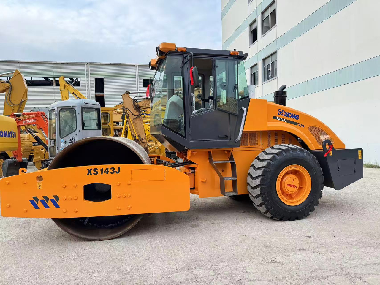 XCMG XS143J - Ваљак за пат: слика 3 XCMG XS143J - Ваљак за пат: слика 3