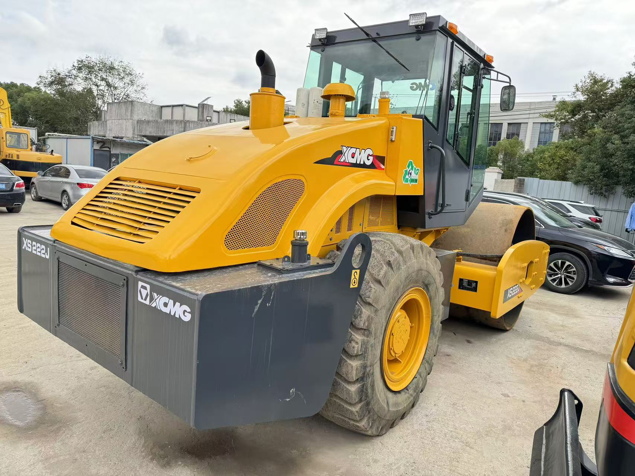XCMG XS222J - Компактор: слика 3 XCMG XS222J - Компактор: слика 3