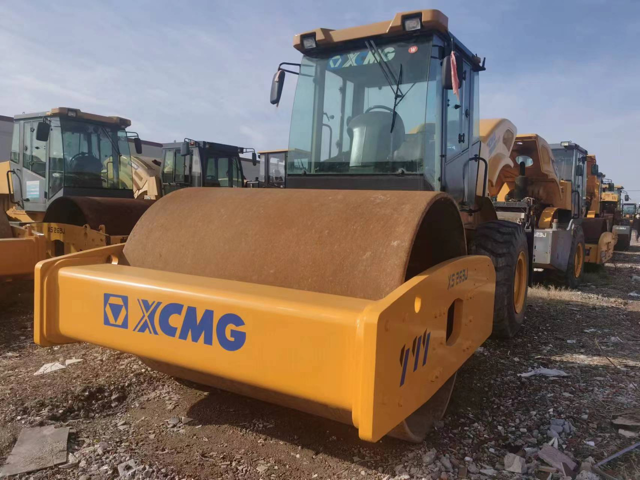 XCMG XS263J - Компактор: слика 4 XCMG XS263J - Компактор: слика 4