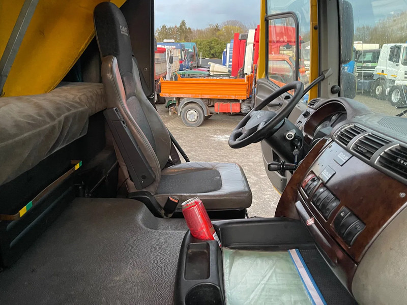 Камион влекач DAF CF 85.410 Tractor unit: слика 14
