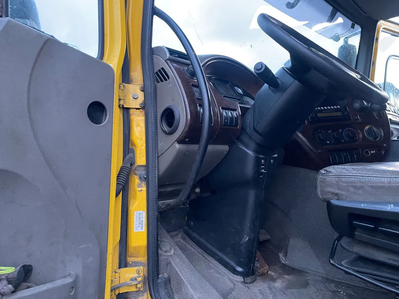 Камион влекач DAF CF 85.410 Tractor unit: слика 8