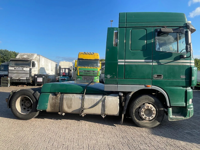 DAF XF 95.430 Tractor Unit - Камион влекач: слика 4 DAF XF 95.430 Tractor Unit - Камион влекач: слика 4