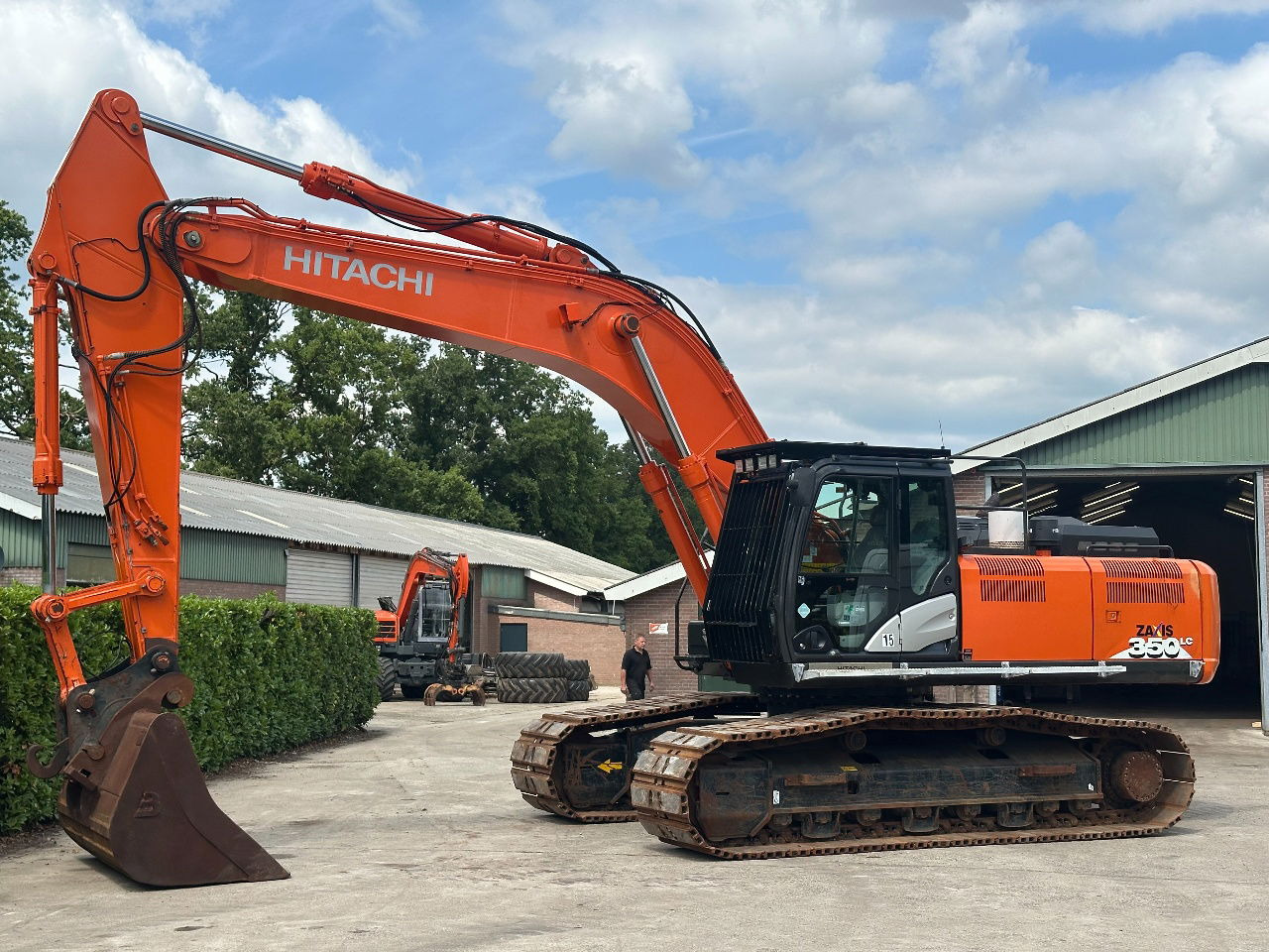 Hitachi ZX350LC-6 - Багер гасеничар: слика 1 Hitachi ZX350LC-6 - Багер гасеничар: слика 1