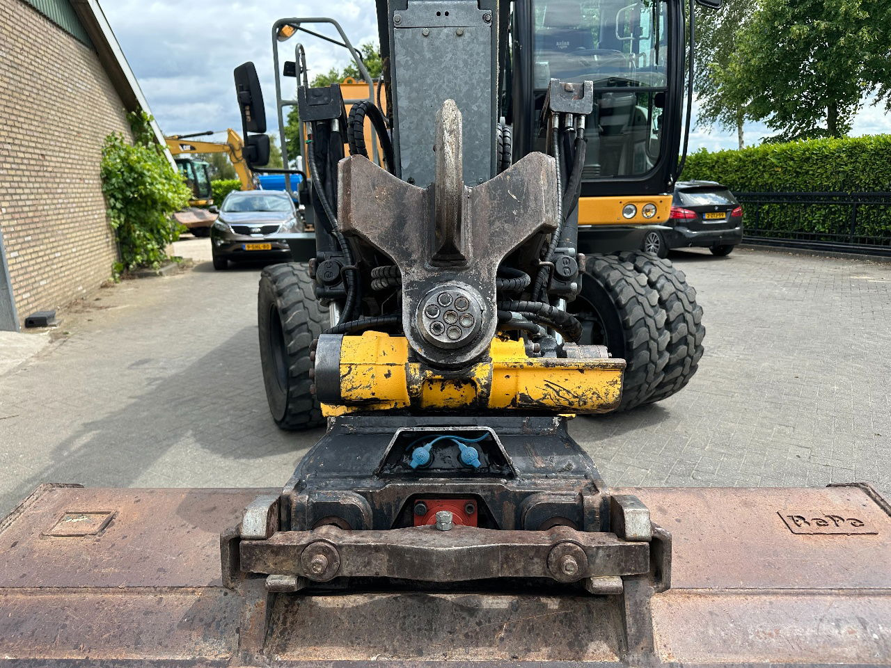 Багер на тркала Liebherr A914: слика 17