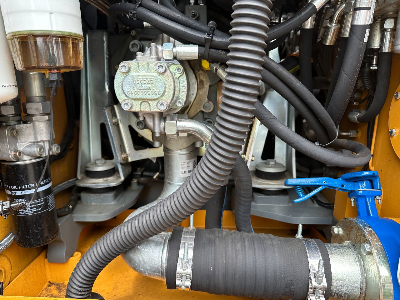 Багер на тркала Liebherr A914: слика 30