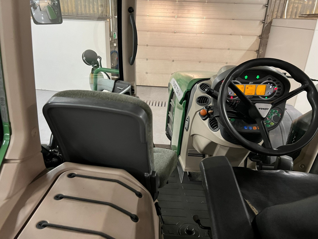 Трактор Fendt 724 Vario #TAR INNBYTTE# KAN LEVERES MED ANDRE DEKK#: слика 19
