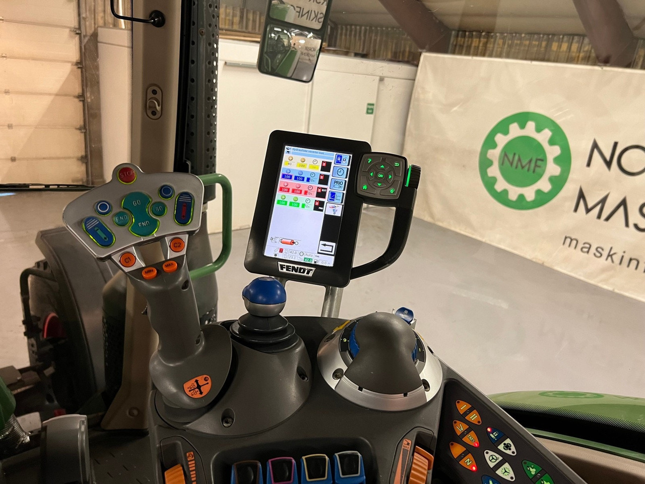 Трактор Fendt 724 Vario #TAR INNBYTTE# KAN LEVERES MED ANDRE DEKK#: слика 16
