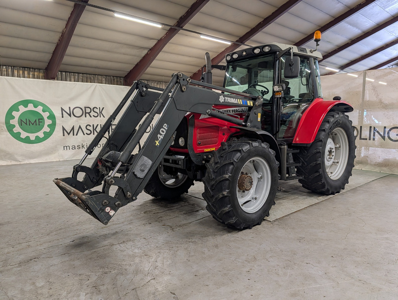 Massey Ferguson 6470 Dyna 6 - Трактор: слика 1 Massey Ferguson 6470 Dyna 6 - Трактор: слика 1