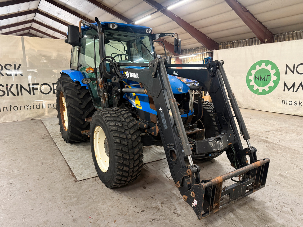 Трактор New Holland T5060: слика 7