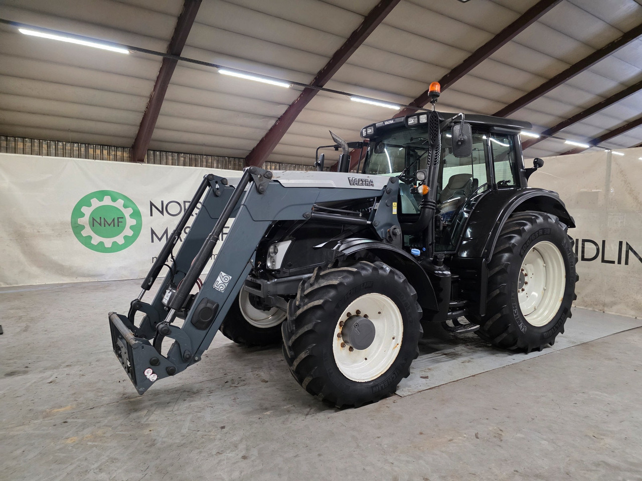 Valtra N163 Direct - Трактор: слика 1 Valtra N163 Direct - Трактор: слика 1