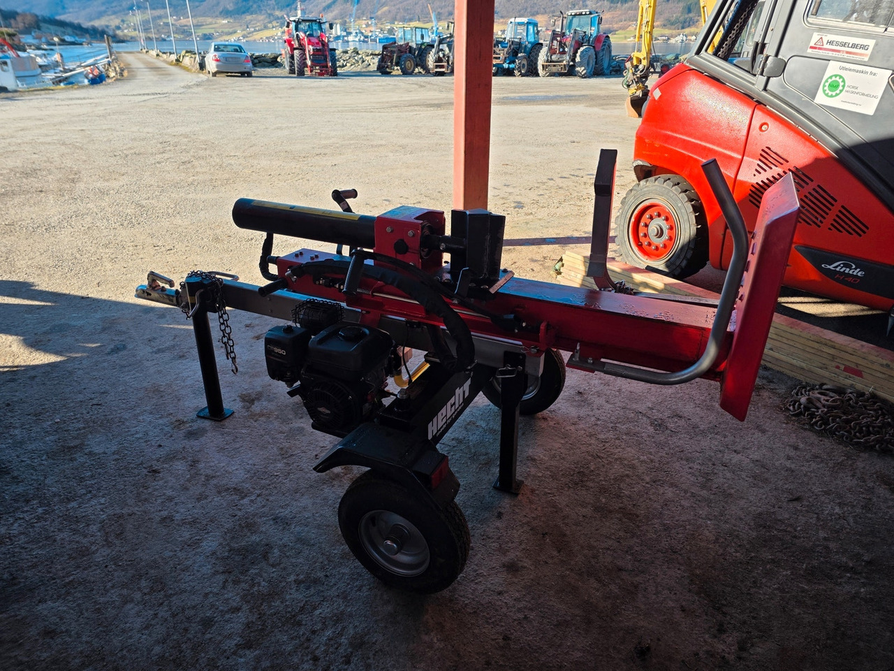 Vedkløyver med hengerfeste til bil - Цепач за дрва: слика 3 Vedkløyver med hengerfeste til bil - Цепач за дрва: слика 3