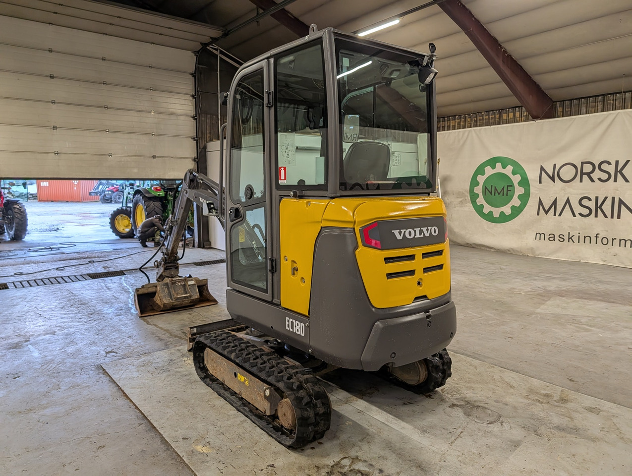 Volvo ECR18D - Мини багер: слика 4 Volvo ECR18D - Мини багер: слика 4