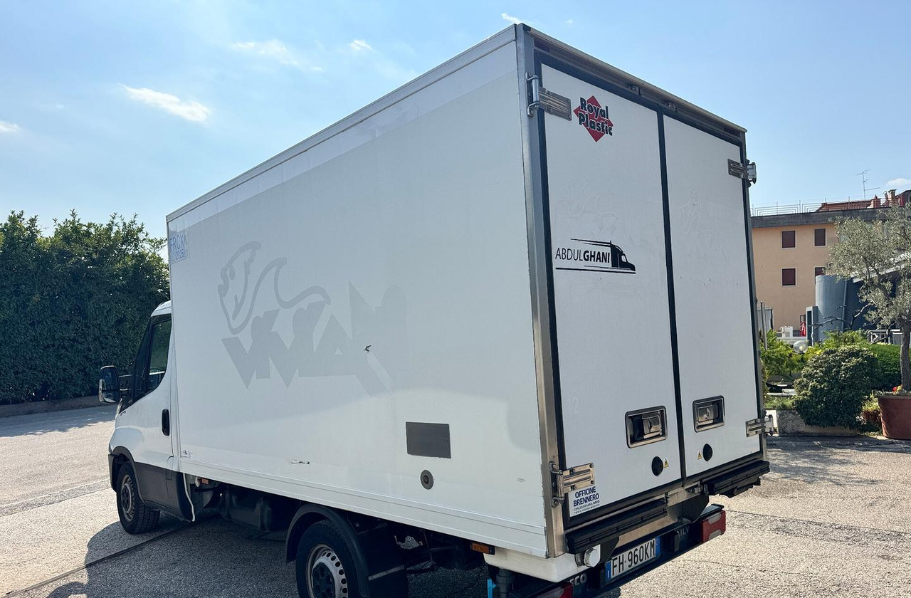 IVECO DAILY 35S15 - FRIGO FRC - PATENTE B - Комбе ладилник: слика 5 IVECO DAILY 35S15 - FRIGO FRC - PATENTE B - Комбе ладилник: слика 5