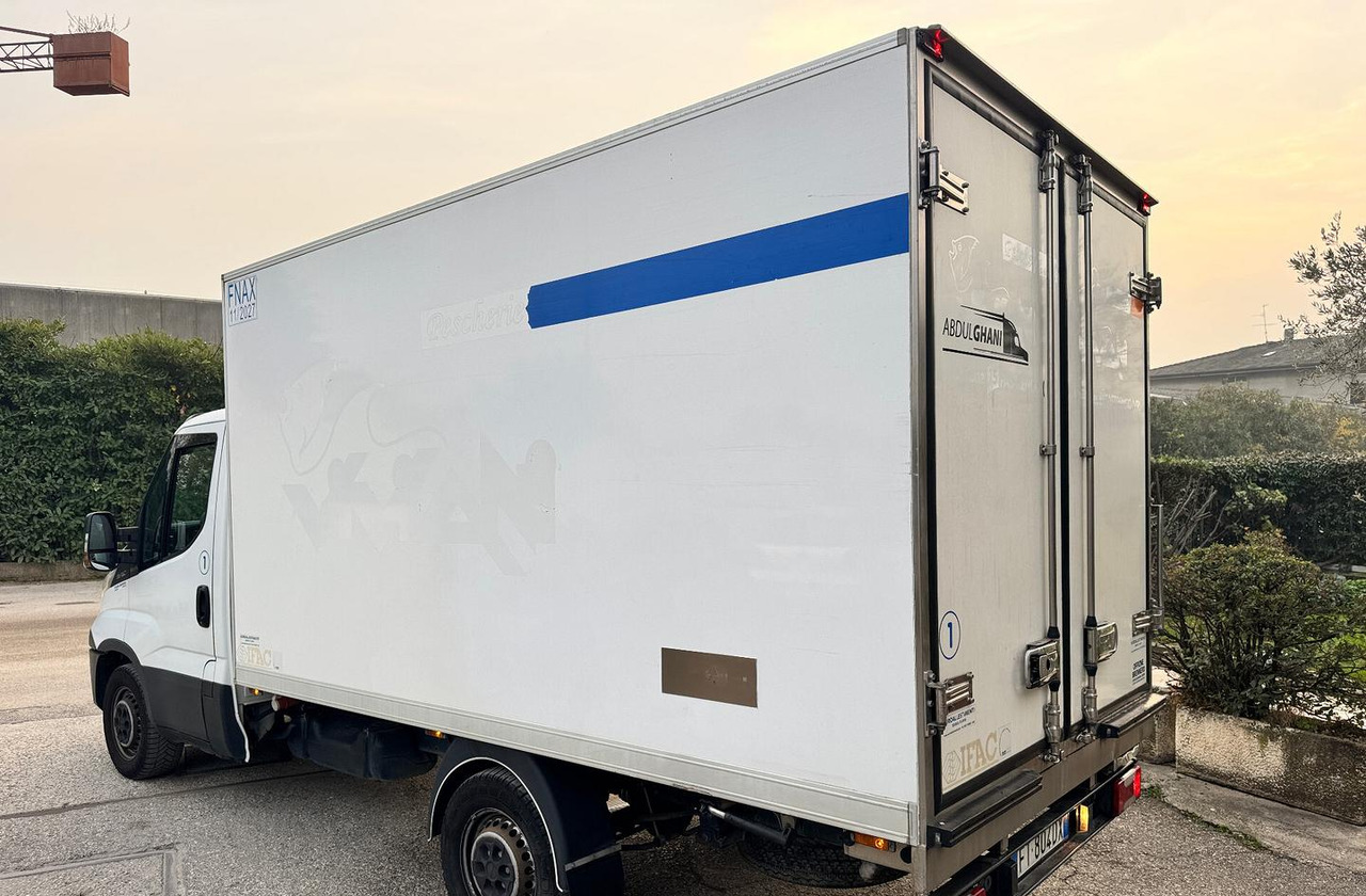 IVECO DAILY 35S16 - FRIGO - 2019 - Комбе ладилник: слика 5 IVECO DAILY 35S16 - FRIGO - 2019 - Комбе ладилник: слика 5