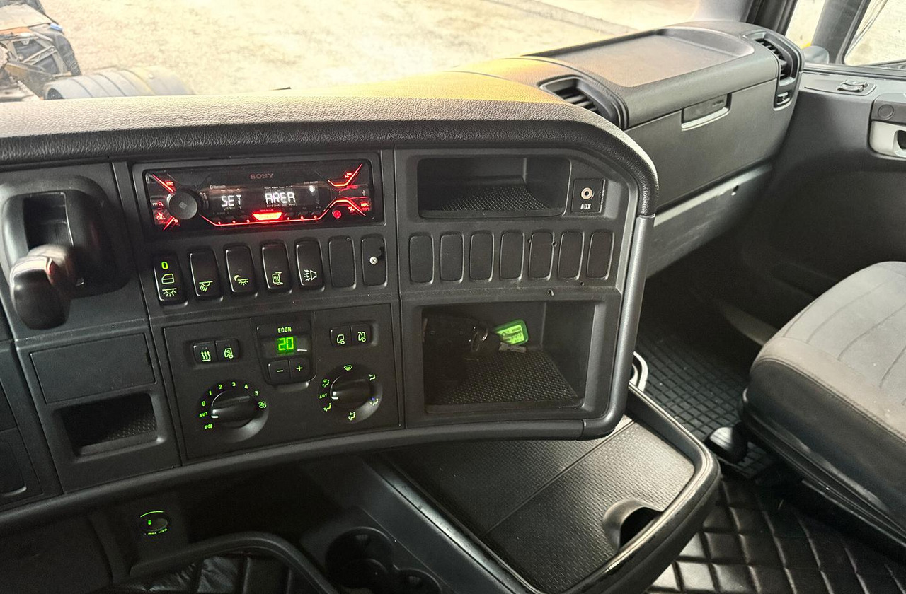 Камион влекач Trattore stradale Scania R420 - Euro 5 - 2011: слика 8 Камион влекач Trattore stradale Scania R420 - Euro 5 - 2011: слика 8