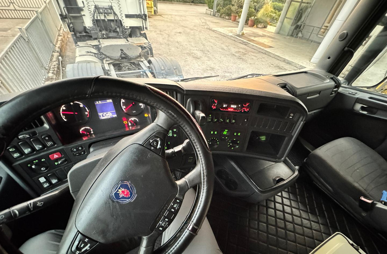 Камион влекач Trattore stradale Scania R420 - Euro 5 - 2011: слика 11 Камион влекач Trattore stradale Scania R420 - Euro 5 - 2011: слика 11