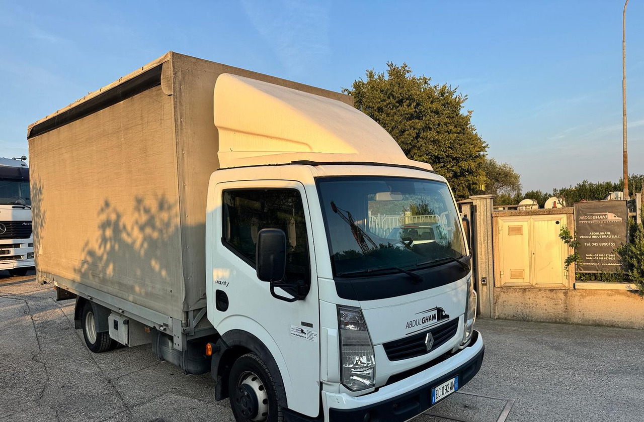 Renault Trucks Maxity 135.35 dxi - Камион со церада: слика 1 Renault Trucks Maxity 135.35 dxi - Камион со церада: слика 1