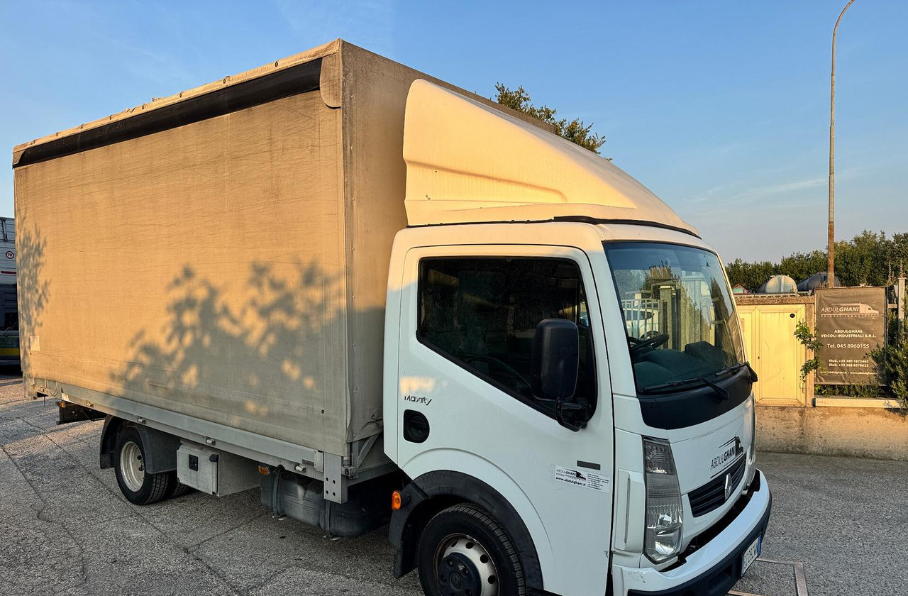Renault Trucks Maxity 135.35 dxi - Камион со церада: слика 3 Renault Trucks Maxity 135.35 dxi - Камион со церада: слика 3