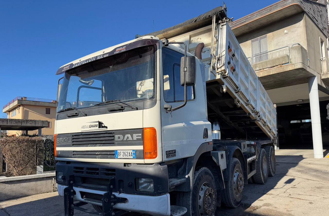 Ribaltabile daf 85cf 430 / anno 1999 - Кипер: слика 1 Ribaltabile daf 85cf 430 / anno 1999 - Кипер: слика 1