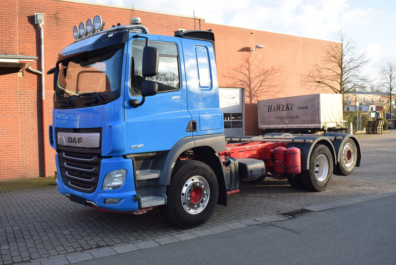DAF CF 450 6x2 Fahrgestell Klima Navi Lift Retarder - Кипер: слика 2 DAF CF 450 6x2 Fahrgestell Klima Navi Lift Retarder - Кипер: слика 2