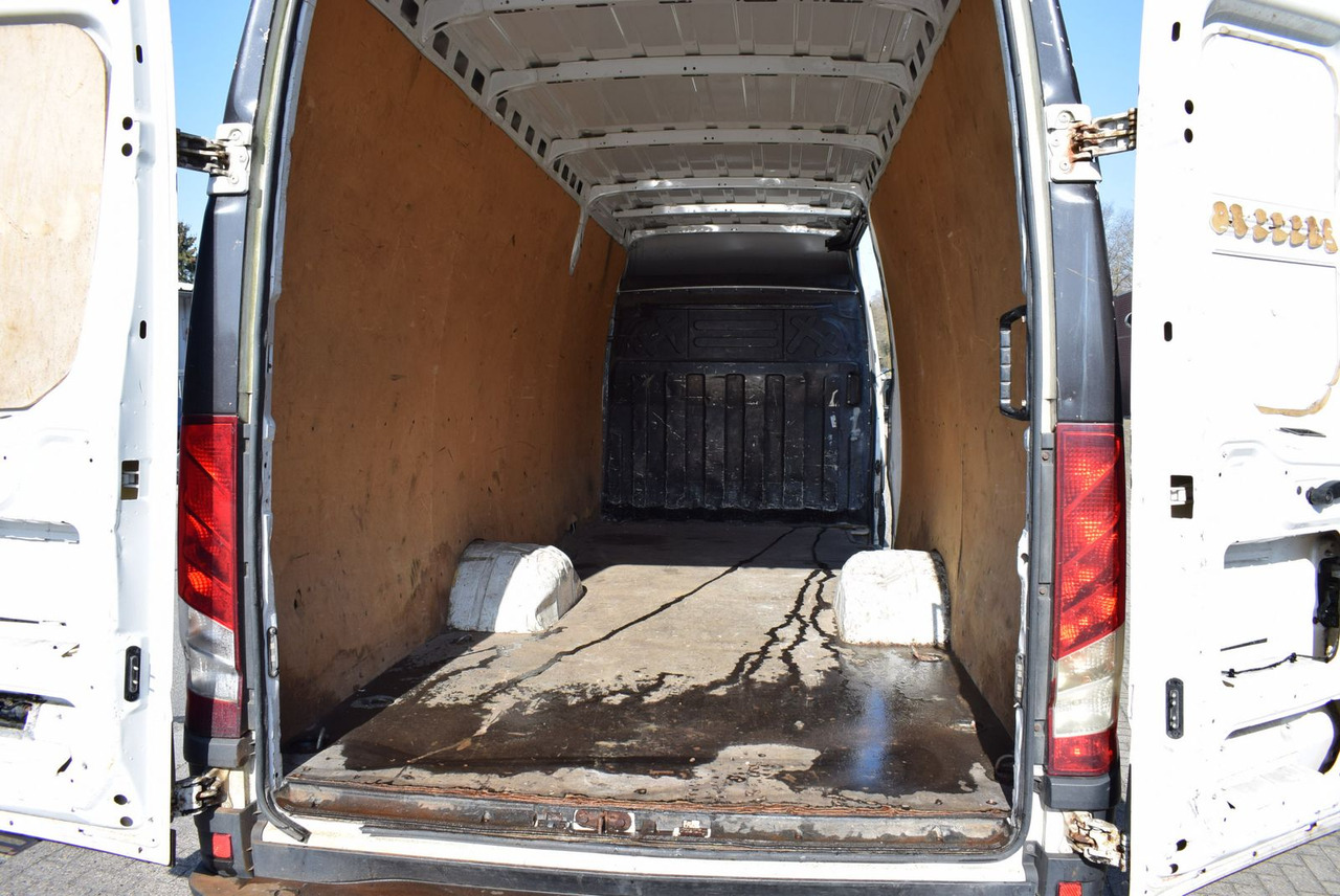 Товарно комбе Iveco Daily 35C17 3,0 Automatik Klima AHK HU bis 12/25: слика 23