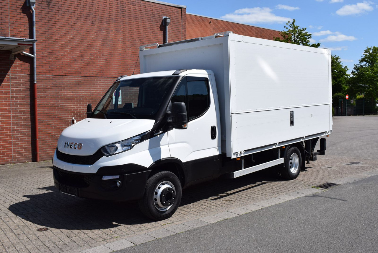 Iveco Daily 70 C 18 Schwenkwand Automatik LBW 1500KG - Камион за пијалоци: слика 2 Iveco Daily 70 C 18 Schwenkwand Automatik LBW 1500KG - Камион за пијалоци: слика 2
