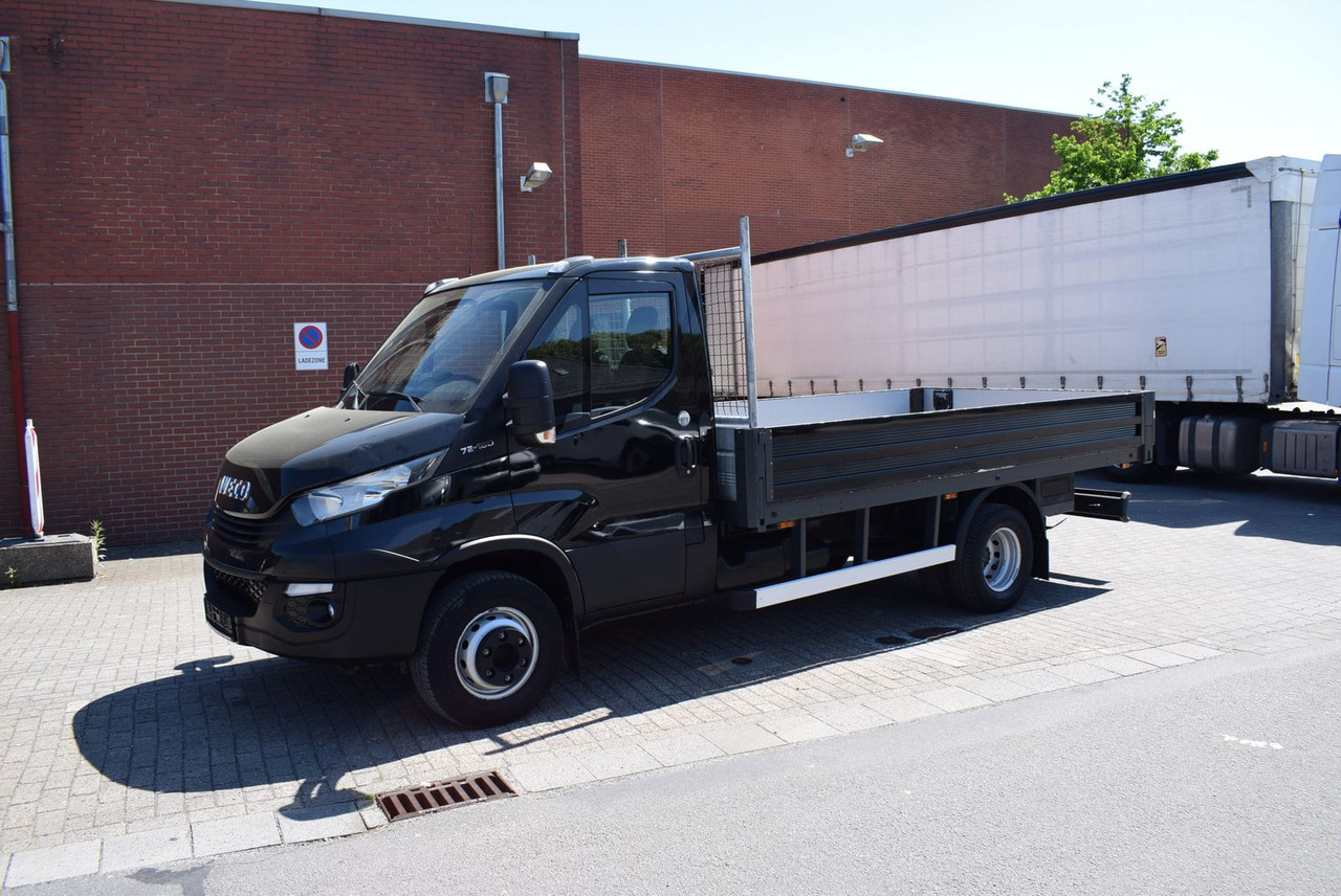 Iveco Daily 72 C 18 Pritsche Automatik Standheizung - Комбе со отворен сандак: слика 3 Iveco Daily 72 C 18 Pritsche Automatik Standheizung - Комбе со отворен сандак: слика 3