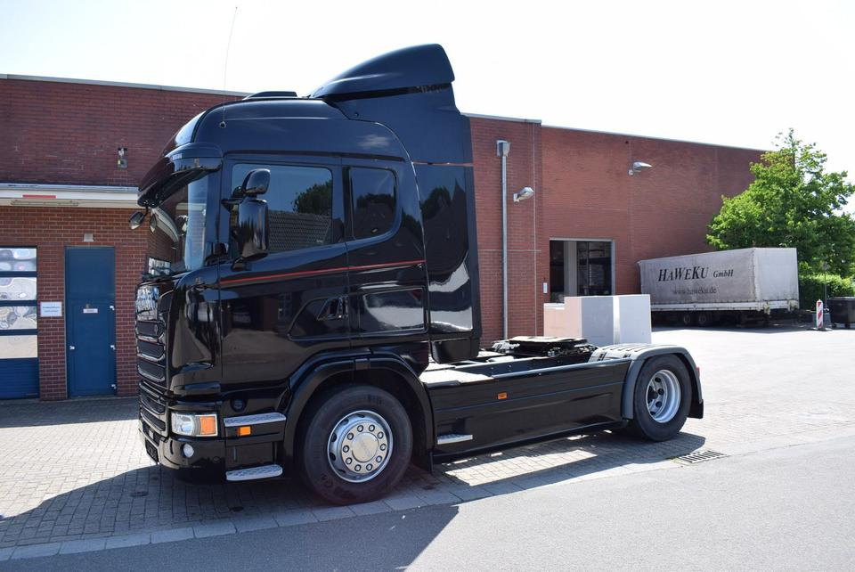Scania R410 Highline Retarder Klima Standklima ACC - Камион влекач: слика 2 Scania R410 Highline Retarder Klima Standklima ACC - Камион влекач: слика 2