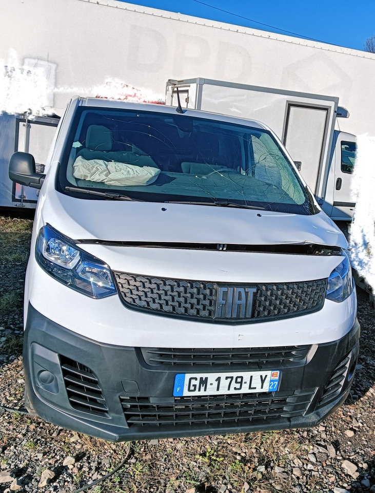 FIAT SCUDO FURGON BLASZAK NR 795 USZKODZONY!!!2023R - Мало комбе: слика 2 FIAT SCUDO FURGON BLASZAK NR 795 USZKODZONY!!!2023R - Мало комбе: слика 2