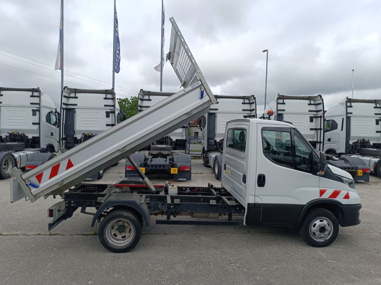 Комби кипер IVECO Daily 35C14: слика 14 Комби кипер IVECO Daily 35C14: слика 14