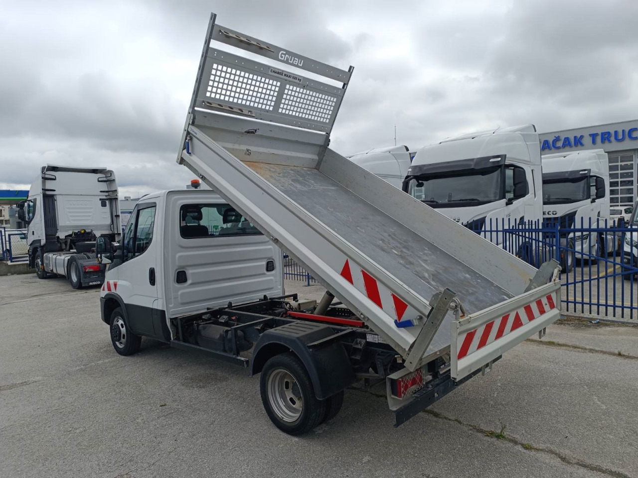 Комби кипер IVECO Daily 35C14: слика 13 Комби кипер IVECO Daily 35C14: слика 13