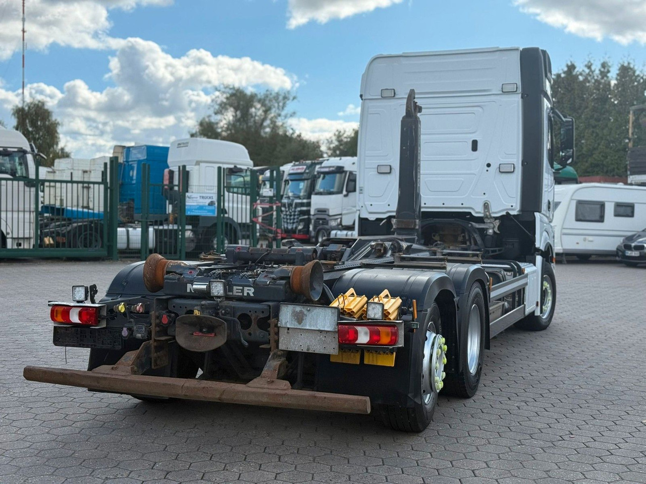 Mercedes-Benz Actros 2548 Meiller+ Funk+6x2 - Камион со кука за подигање: слика 4 Mercedes-Benz Actros 2548 Meiller+ Funk+6x2 - Камион со кука за подигање: слика 4