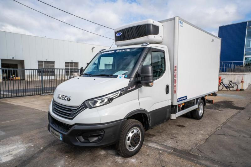Iveco DAILY 35C180 HI MATIC+CARRIER XERIOS 5+ DHOLLANDIA - Комбе ладилник: слика 1 Iveco DAILY 35C180 HI MATIC+CARRIER XERIOS 5+ DHOLLANDIA - Комбе ладилник: слика 1