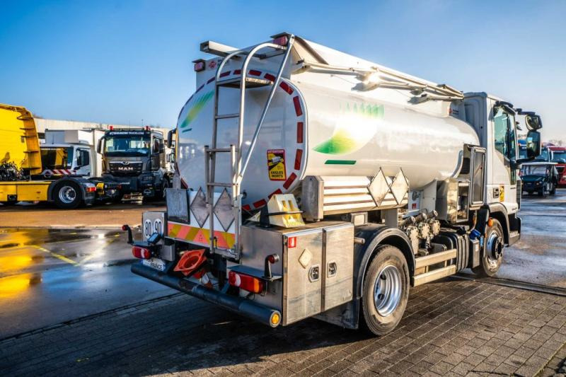 Iveco EURO CARGO 100-220 +CM 5500L + 3 COMP. - Камион цистерна: слика 4 Iveco EURO CARGO 100-220 +CM 5500L + 3 COMP. - Камион цистерна: слика 4