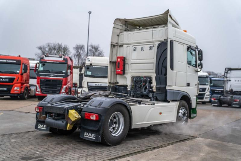 DAF XF 460 + HYDRAULIQUE (50Ton) - Камион влекач: слика 3 DAF XF 460 + HYDRAULIQUE (50Ton) - Камион влекач: слика 3