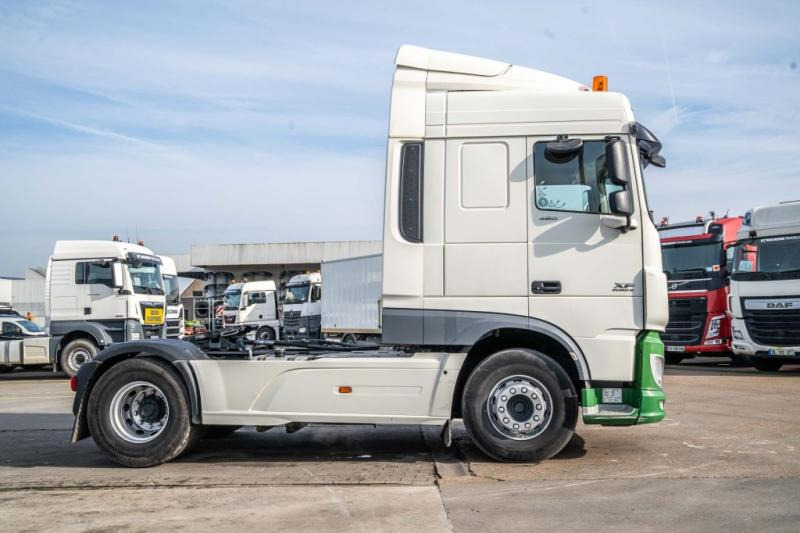DAF XF 460 + HYDRAULIQUE (50Ton) - Камион влекач: слика 3 DAF XF 460 + HYDRAULIQUE (50Ton) - Камион влекач: слика 3