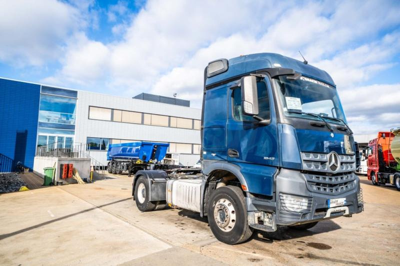Mercedes AROCS 1843 LS ( NO ACTROS)+BIG AXLE +HYDR. - Камион влекач: слика 2 Mercedes AROCS 1843 LS ( NO ACTROS)+BIG AXLE +HYDR. - Камион влекач: слика 2
