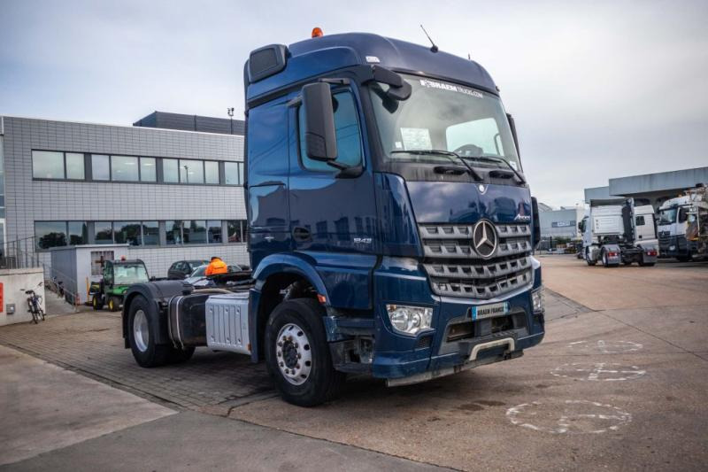 Mercedes AROCS 1843 LS (NO ACTROS)+ HYDRAULIQUE - Камион влекач: слика 2 Mercedes AROCS 1843 LS (NO ACTROS)+ HYDRAULIQUE - Камион влекач: слика 2