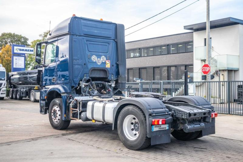 Mercedes AROCS 1843 LS (NO ACTROS)+ HYDRAULIQUE - Камион влекач: слика 4 Mercedes AROCS 1843 LS (NO ACTROS)+ HYDRAULIQUE - Камион влекач: слика 4