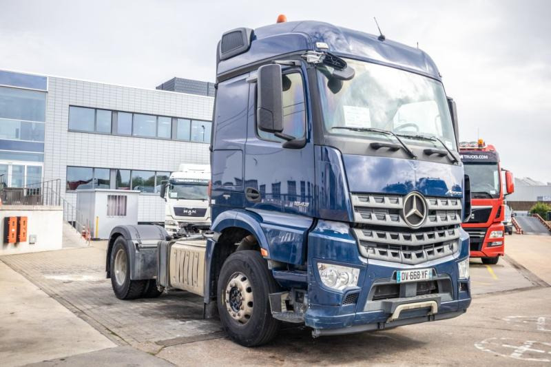 Mercedes AROCS(NO ACTROS) 1843 LS+HYDR - Камион влекач: слика 2 Mercedes AROCS(NO ACTROS) 1843 LS+HYDR - Камион влекач: слика 2
